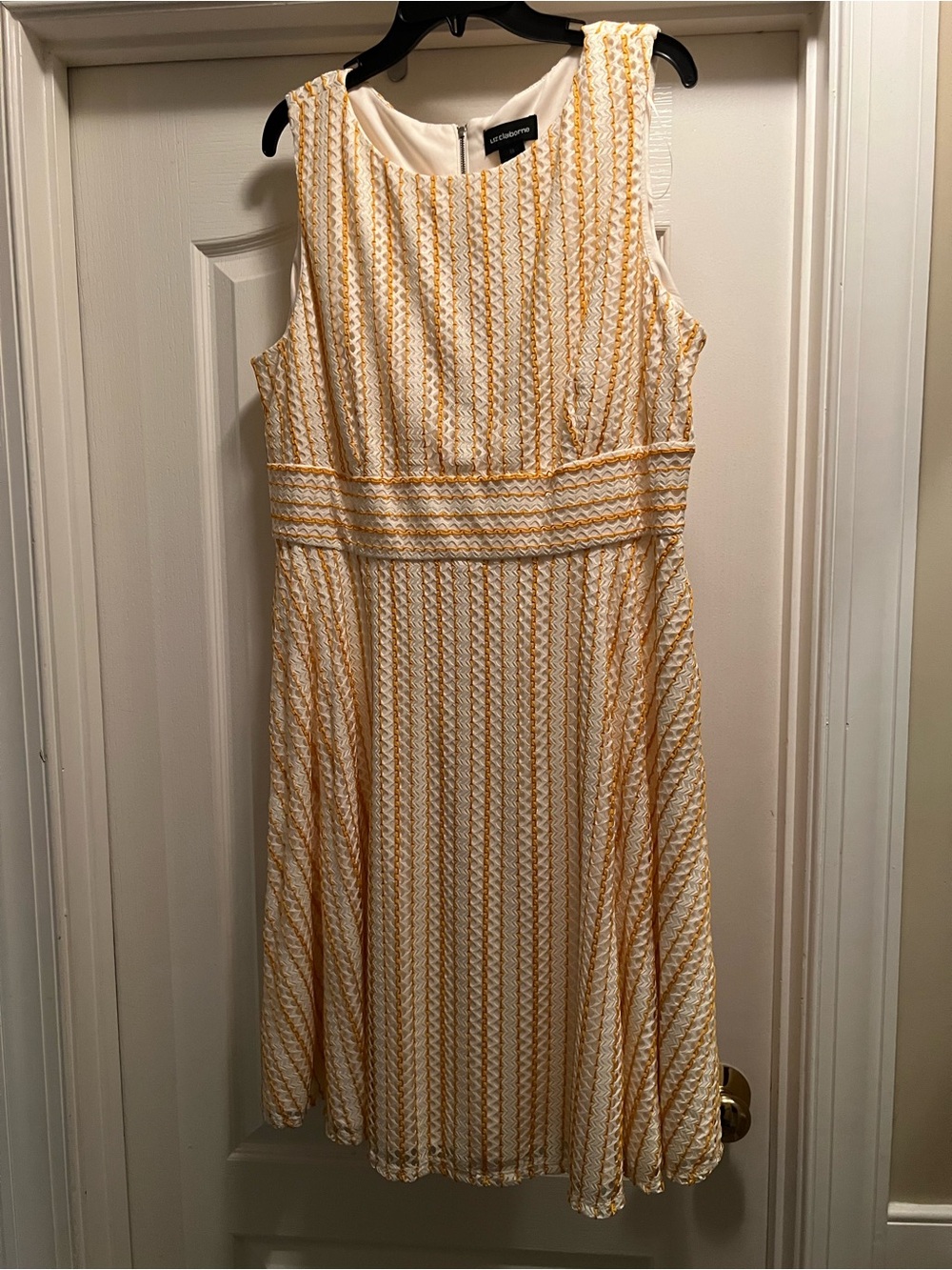 Liz Claiborne Yellow and White Sleeveless Midi Dress